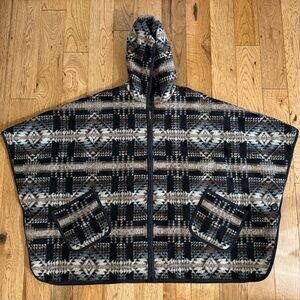 Pendleton Geometric Black and Cream Wool Madras Poncho